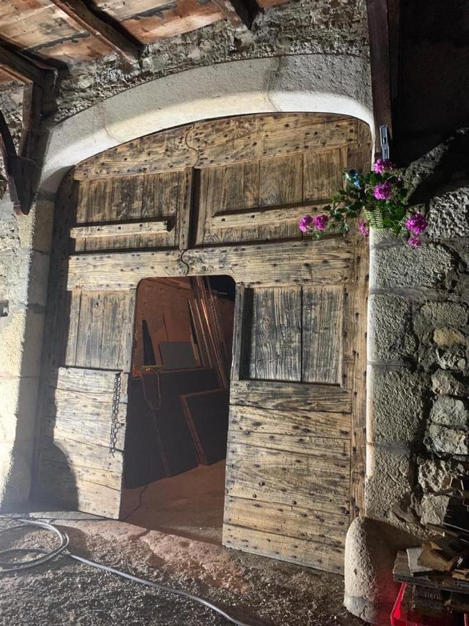 Chambres D'Hotes Des Deux Lacs Ceyzerieu Екстериор снимка